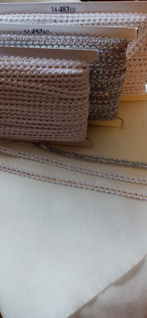 Taśma ozdobna 14-483