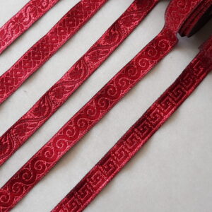 Żakard metalizowany 10-155 czerwony 1,5 cm