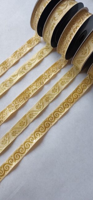 Żakard 10-154 Beżowy 1,5 cm